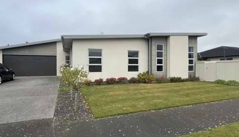 4 Winfield Drive , Wigram