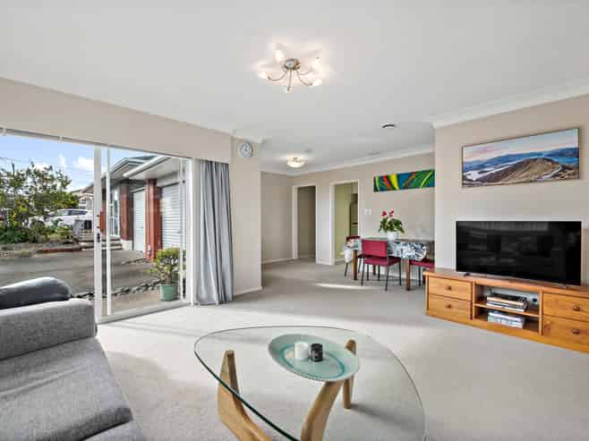 3/207 Mount Albert Road, Sandringham