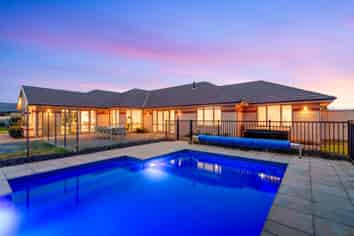 17 Delamare Way, ROLLESTON