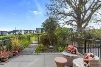 20 Nganui Avenue "Waiata Shores", Takanini