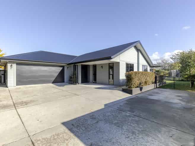 26 Smith Street, Lepperton