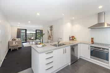 8/34 John Campbell Crescent, Hillmorton