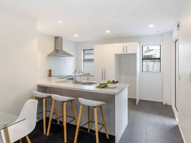 8/34 John Campbell Crescent, Hillmorton
