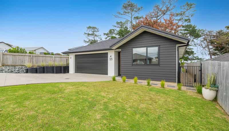 25 Kawariki Road, Helensville
