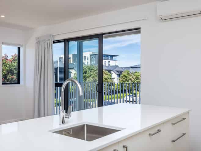 206/24 Peihana Road , Hobsonville