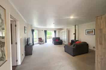 21 Village Park Drive, Welcome Bay