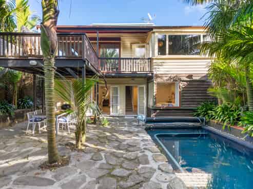 1 Springfield Road, Western Springs