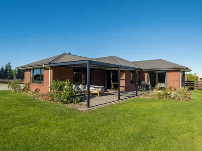 56 Hinepango Drive, Rarangi