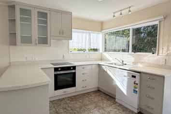 2/67 Stredwick Drive, Torbay