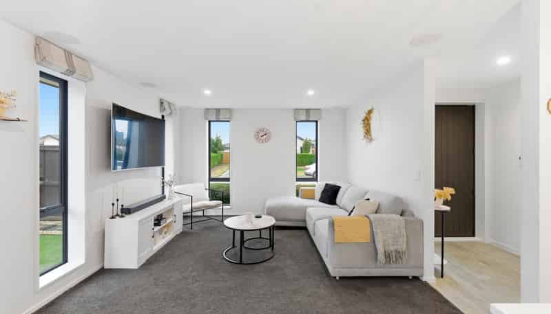 6 Barcote Lane, Rolleston