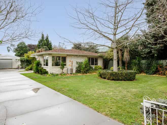 1008 Copeland Road, Akina