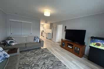 3/153 Songer Street, Stoke
