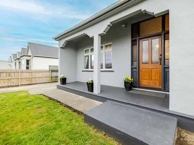 11 Young Street, Saint Kilda