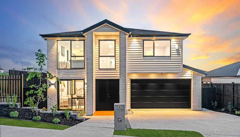 6 Evergreen Parade, Karaka