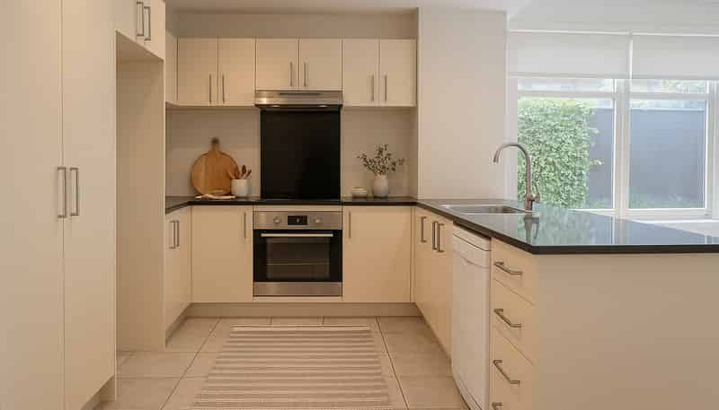 Y27/30 York Street , Parnell