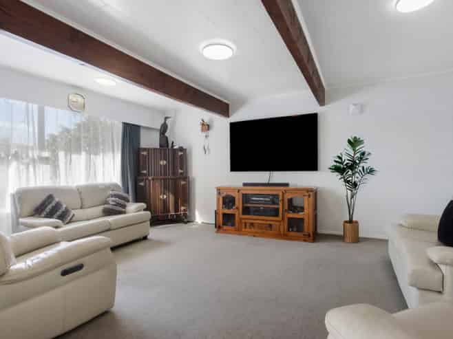 122 Parry Palm Avenue, Waihi