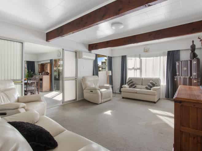 122 Parry Palm Avenue, Waihi