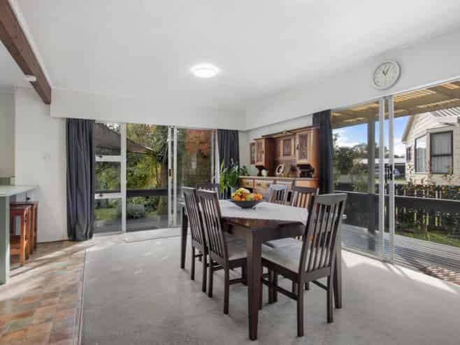 122 Parry Palm Avenue, Waihi