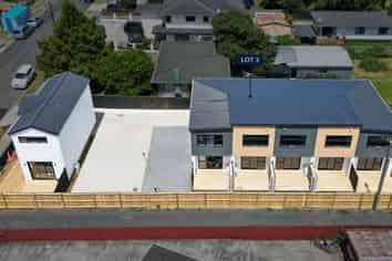 8C Daniel Avenue, Mangere East