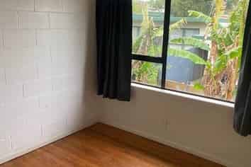 2/78 Jellicoe Road, Panmure