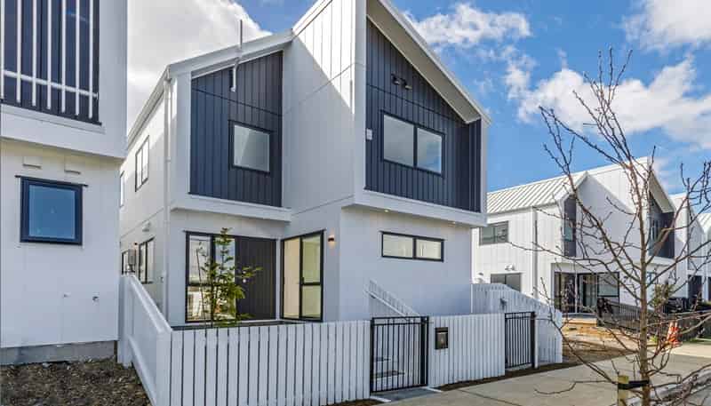 26 Bristol Freighter Road, Hobsonville