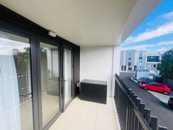 124 Taylors Road, Mount Albert