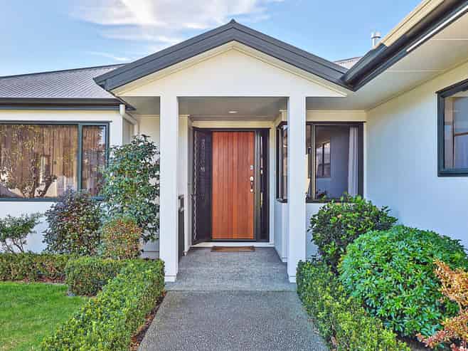 7 Merlot Drive, Greenmeadows