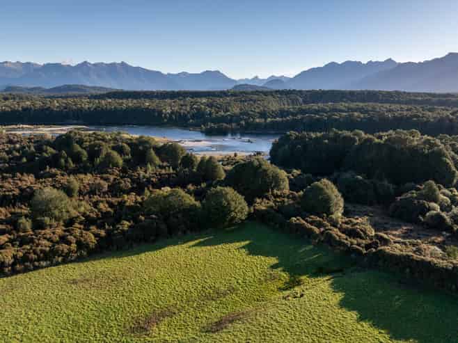 1223 Manapouri Te Anau Highway, Manapouri