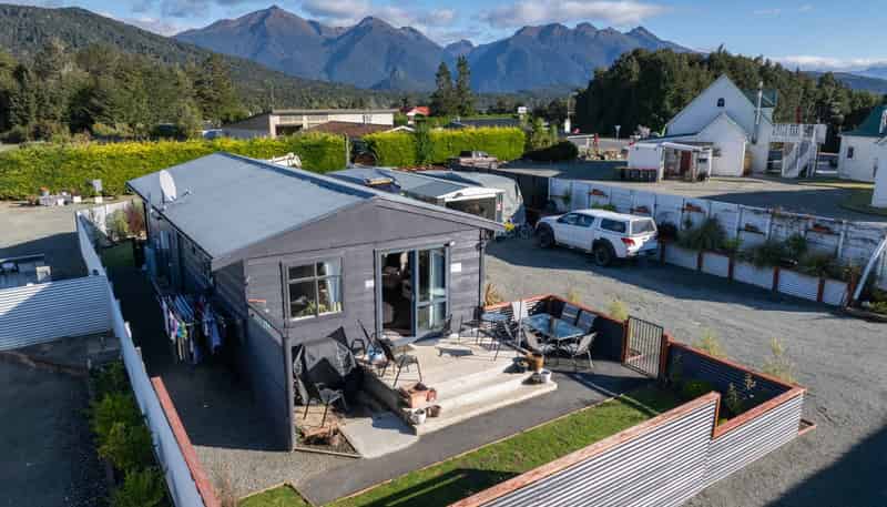 23B Waiau Street, Manapouri