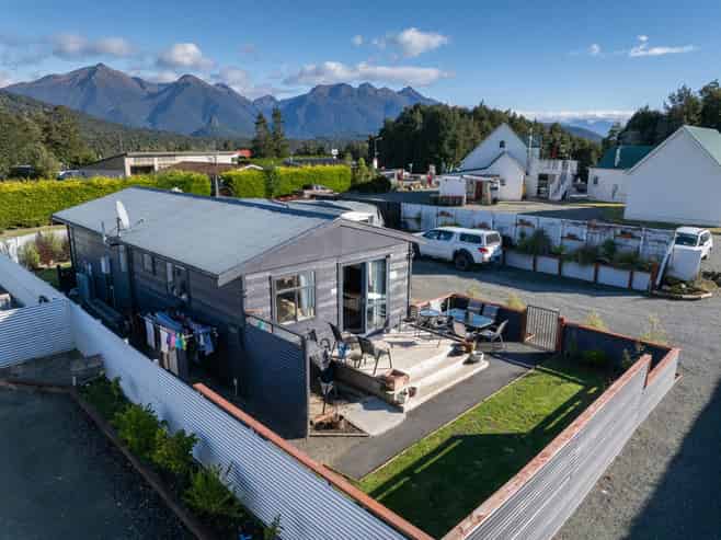 23B Waiau Street, Manapouri