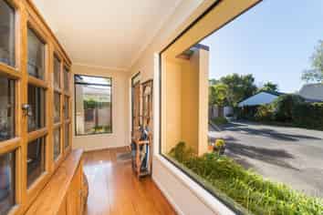 14 Batt Street, West End