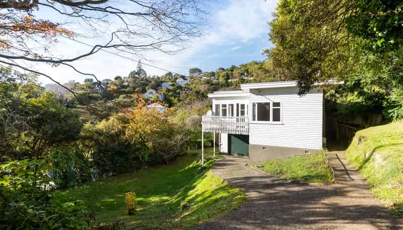12 Lytton Street, Wadestown
