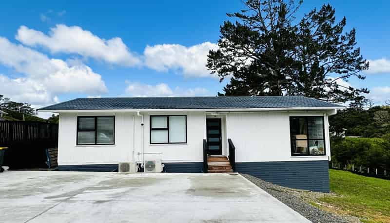 43F Terry Smyth Drive, Kumeu