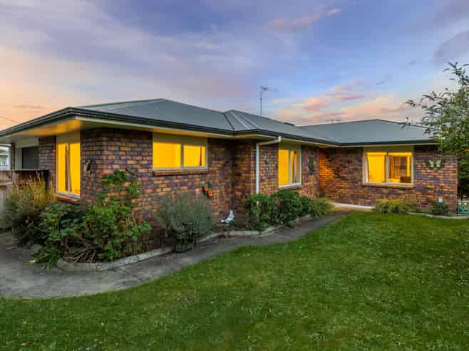 38 Duke Street, LEVIN