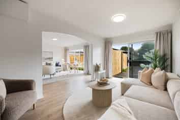 3/83 Centreway Road, Orewa