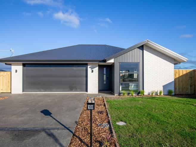 10 Chudleigh Drive, Lincoln