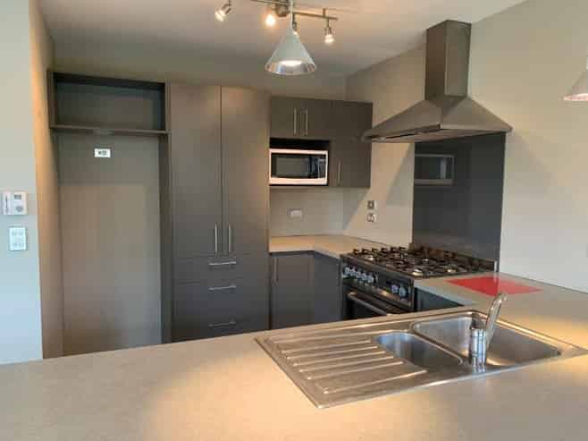 32 Ash Avenue, Albert Town