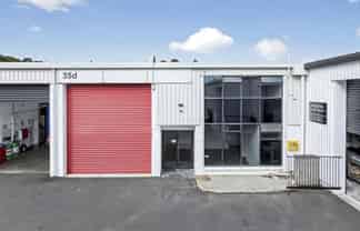 Available Now – 222sqm Albany Industrial Unit
