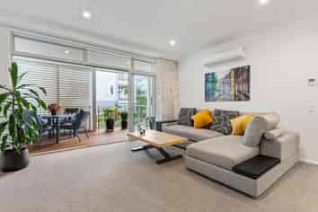 123 Hibiscus Drive, Orewa