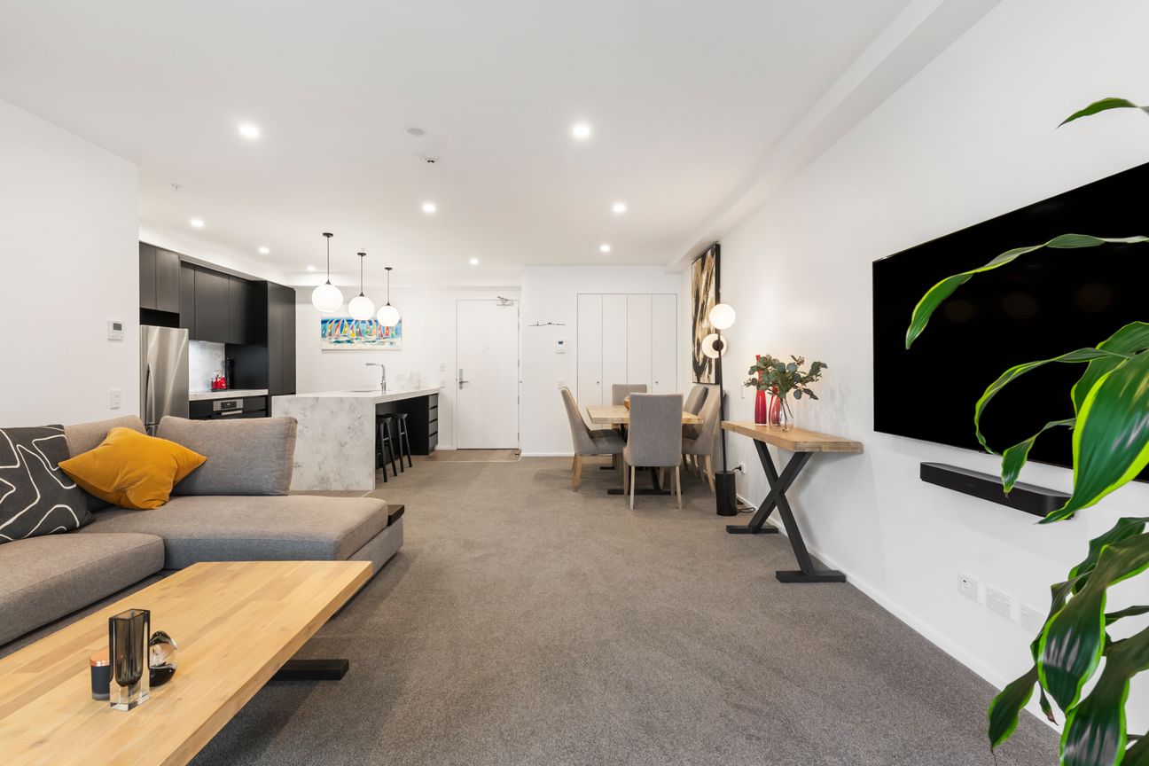 Lock and Leave, Elegant Freehold Apartment - Bild 6