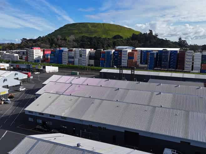 CBRE | 600sqm Mt WLG Industrial