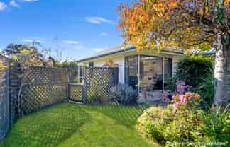 7 Wordsworth Place, Stoke