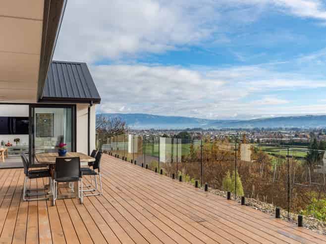 15 Pomerania Way, Mosgiel