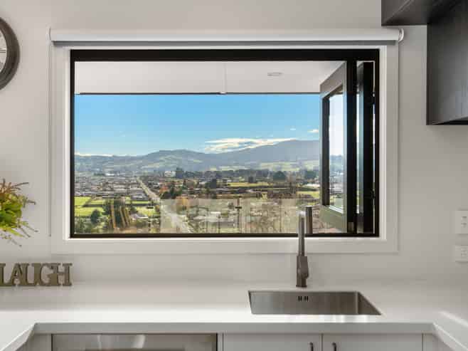 15 Pomerania Way, Mosgiel