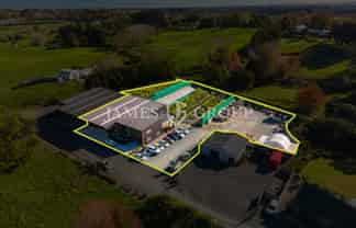 Versatile Drury Site with Warehouse and Yard