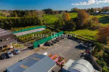 Versatile Drury Site with Warehouse and Yard