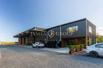 Versatile Drury Site with Warehouse and Yard