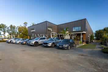 Versatile Drury Site with Warehouse and Yard