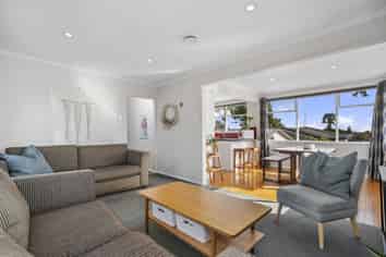 17 Hilltop Road, Parkvale
