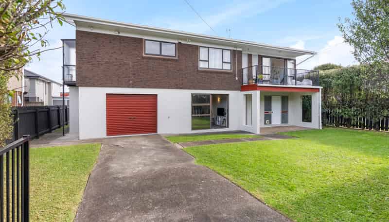 720 Te Atatu Road, Te Atatu Peninsula